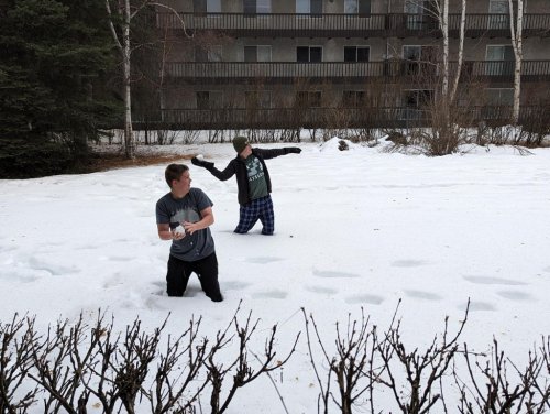 Snowball fight! (Carter, not dressed for the occasion)