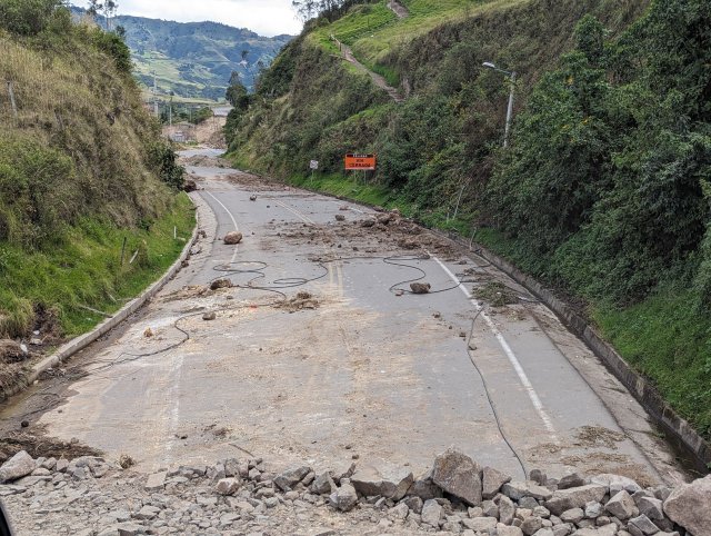 The old road to Alausi, now post landslide