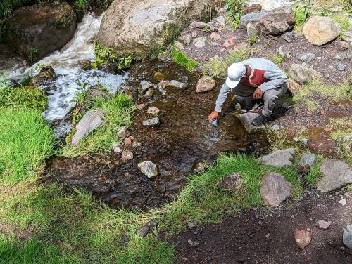 Naturally carbonated spring