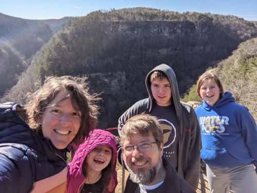 Canyon rim